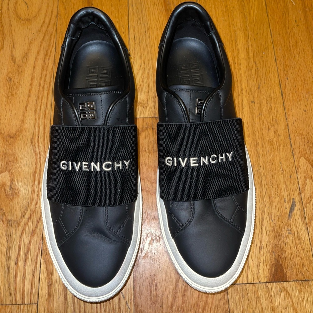 Givenchy men sneakers